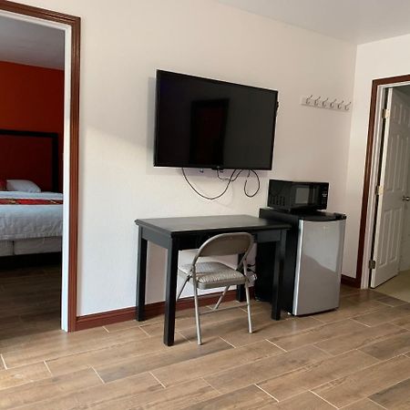 Norwalk Inn & Suites 외부 사진