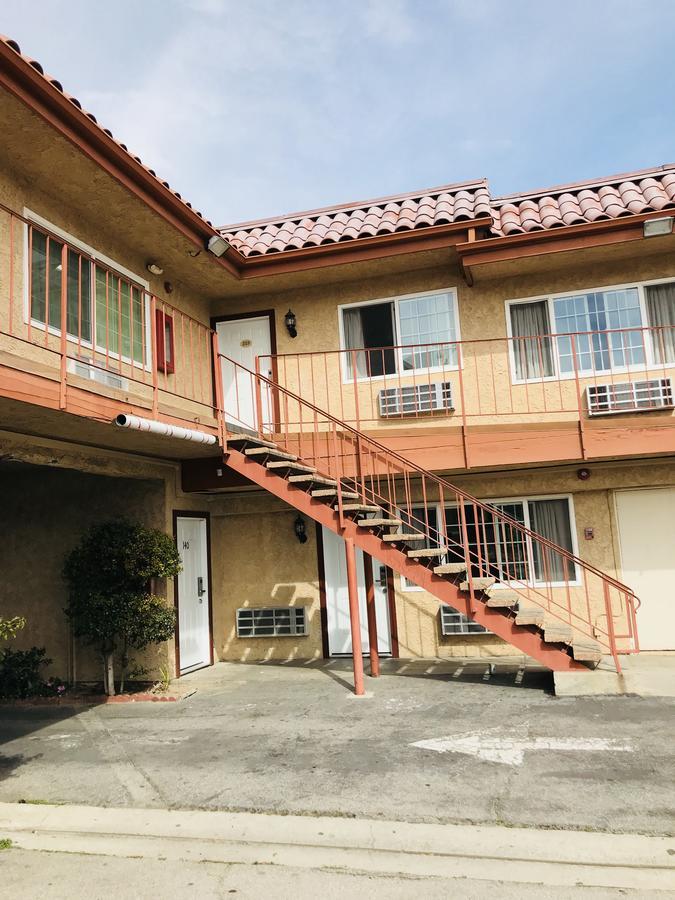 Norwalk Inn & Suites 외부 사진