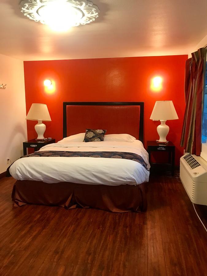 Norwalk Inn & Suites 외부 사진