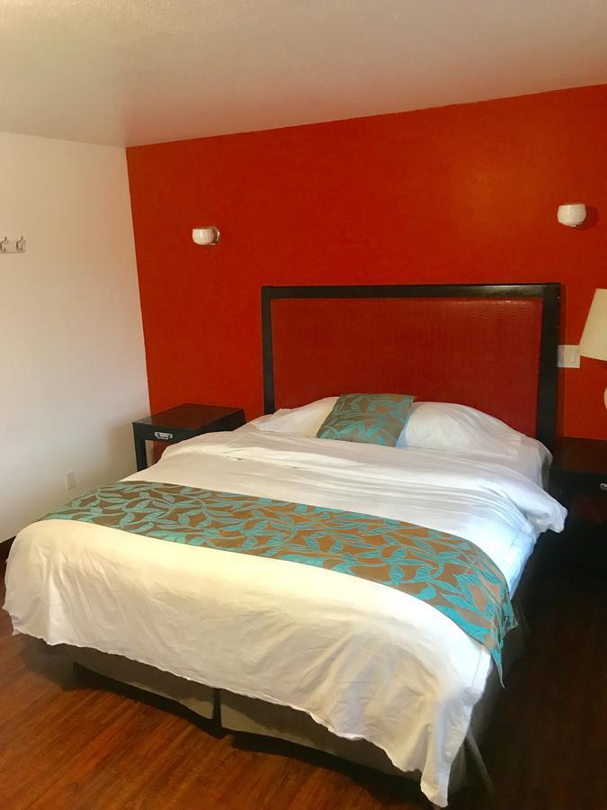 Norwalk Inn & Suites 외부 사진