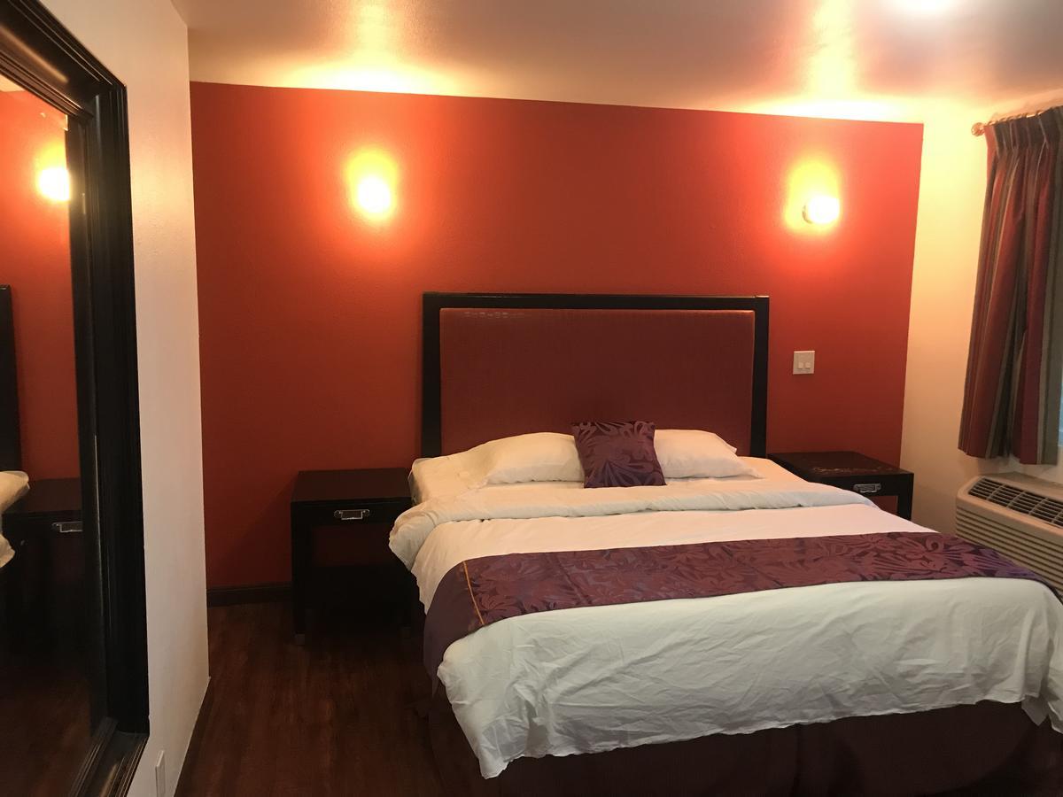 Norwalk Inn & Suites 외부 사진