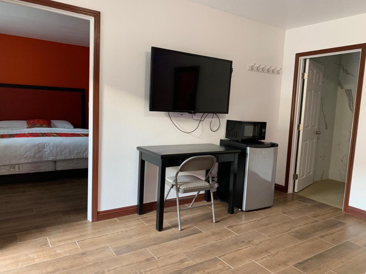 Norwalk Inn & Suites 외부 사진