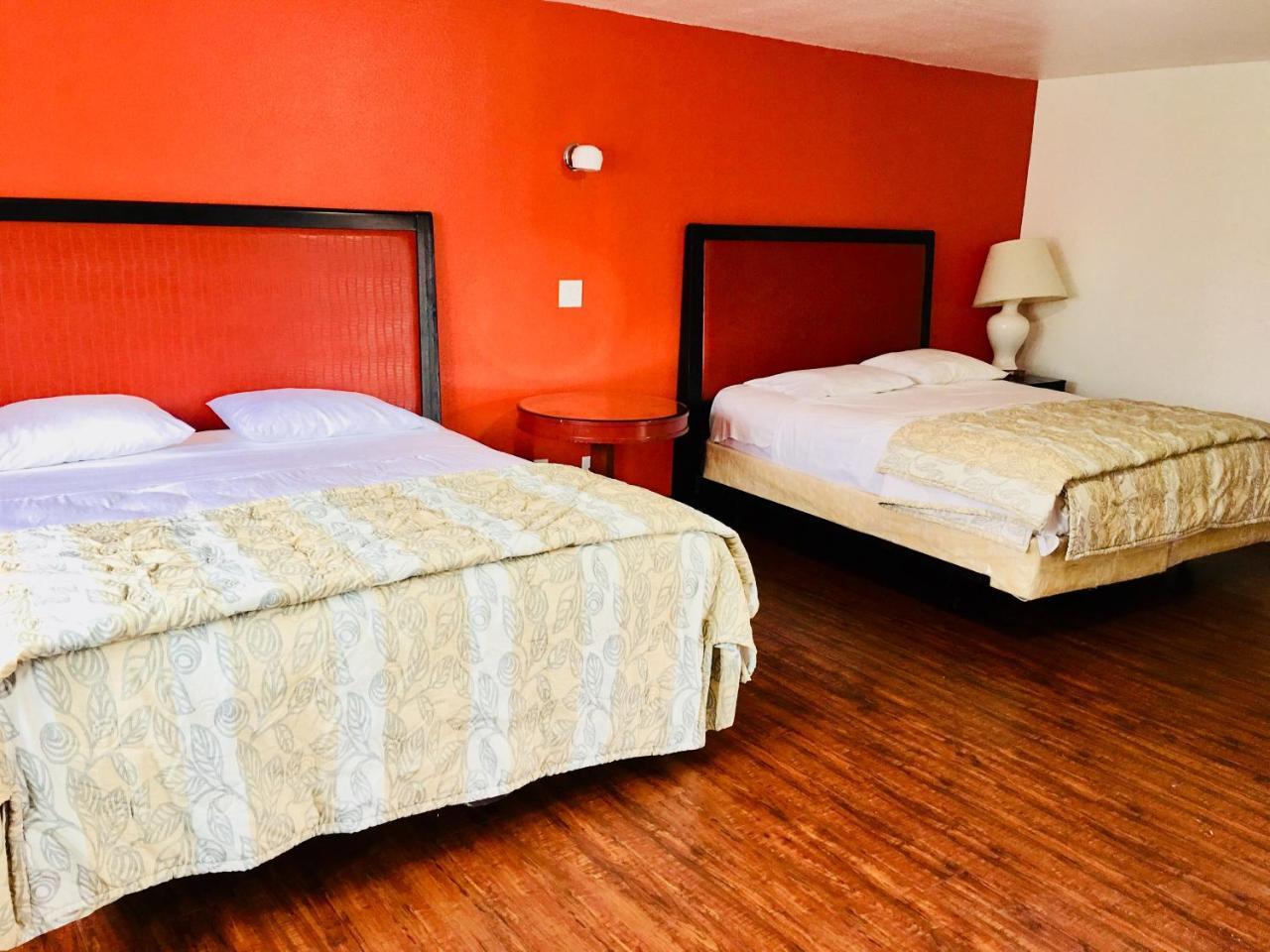 Norwalk Inn & Suites 외부 사진